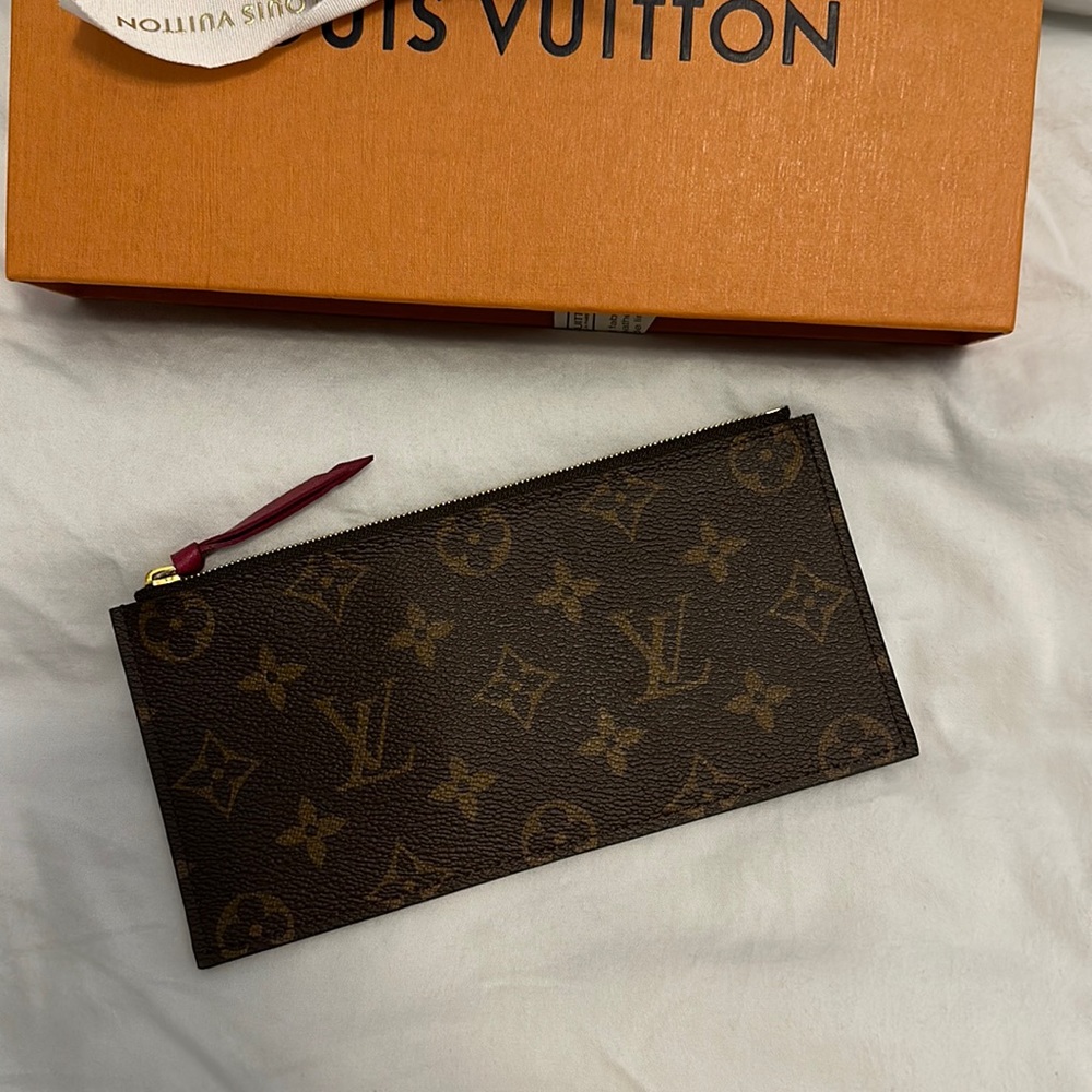 Louis Vuitton zip wallet